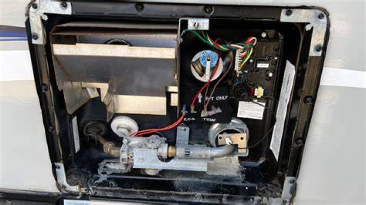 How do you test a Dometic igniter?